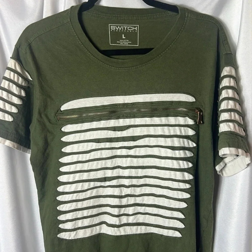 Switch Remarkable Men’s Fringe Shirt Size L - Picture 2 of 6